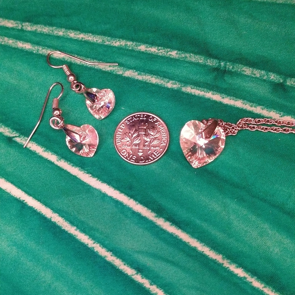 **Swarovski crystal heart earrings and necklace**